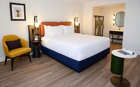 The Woodrose- Newly Renovated